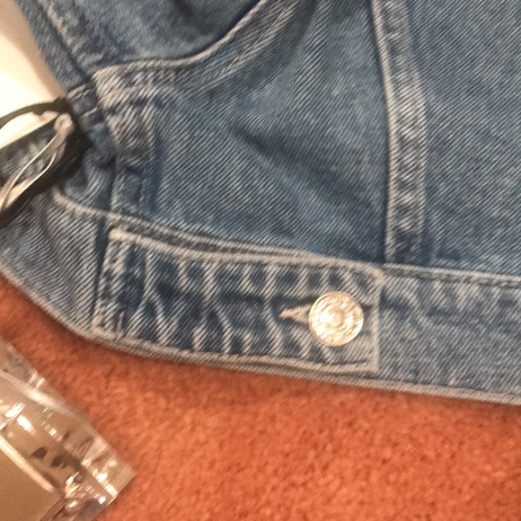7 for all mankind Jean jacket  with Swarovski element . Watch the video please - Picture 17 of 17
